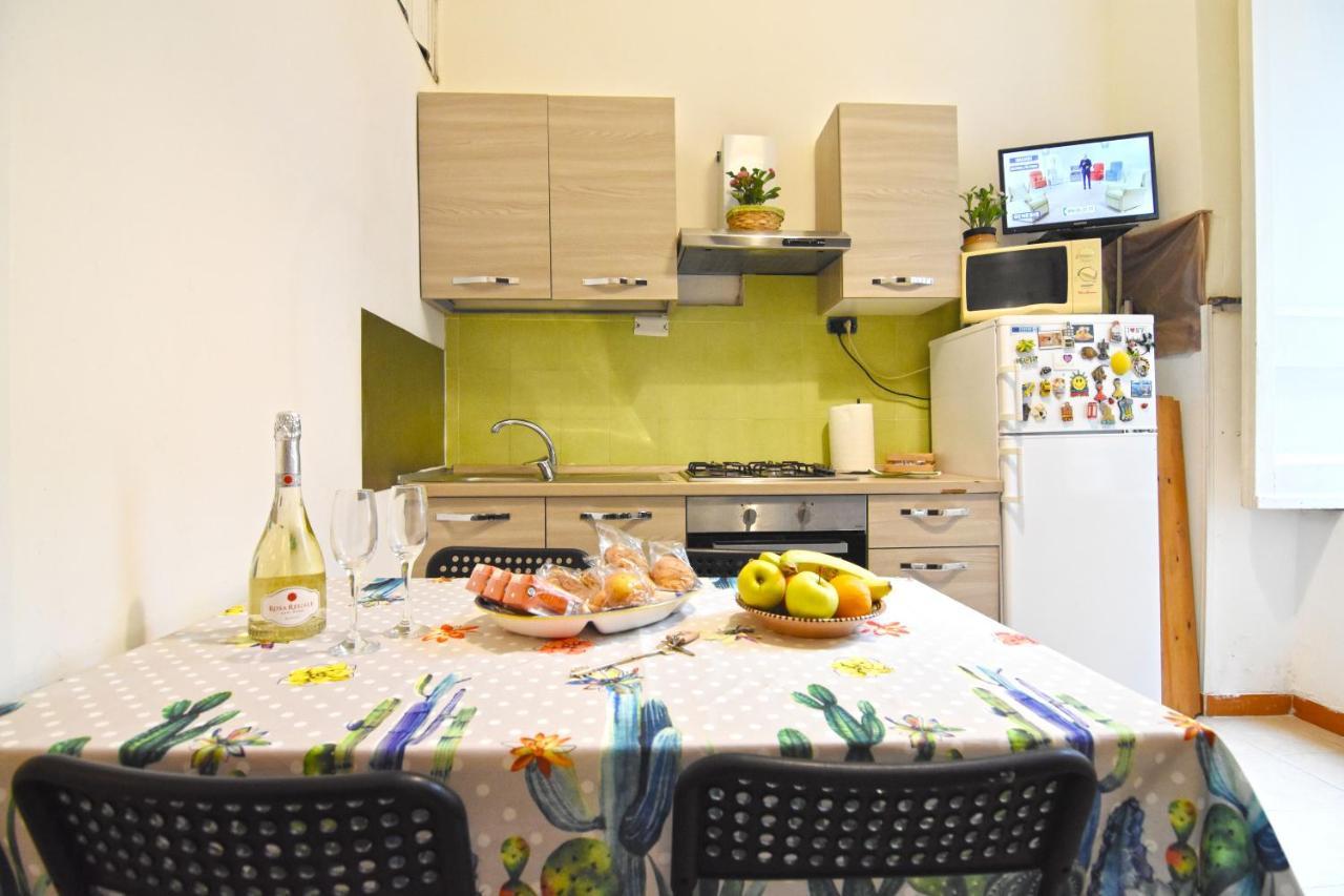 نابولي Iside Apartment المظهر الخارجي الصورة