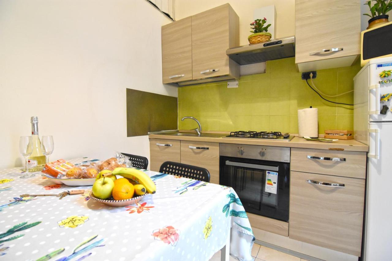 نابولي Iside Apartment المظهر الخارجي الصورة