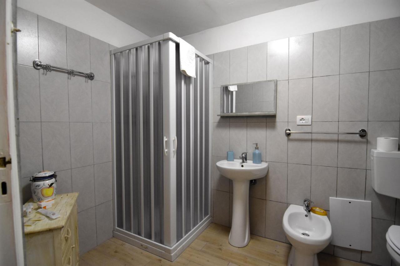 نابولي Iside Apartment المظهر الخارجي الصورة